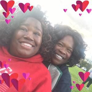 Meet your Posher, Candace